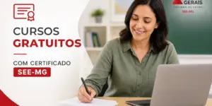 Mulher escrevendo sobre cursos gratuitos com certificado SEE-MG