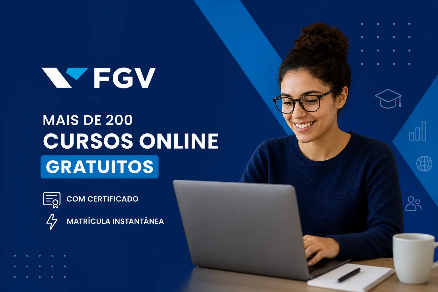 Jovem mulher olhando laptop, cursos gratuitos FGV 2026